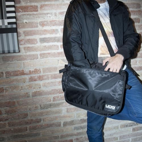 UDG Ultimate CourierBag Black, Orange inside (U9450BL/OR) - style: Courierbag