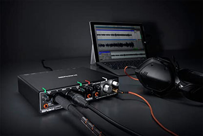 Roland 2-In 4-Out USB Audio Interface Bundle with Instrument Cable