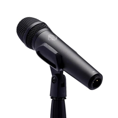 Sontronics Solo Handheld Supercardioid Dynamic Professional Vocal Microphone. High Off axis Rejection, inbuilt Pop Filter, 3-pin XLR & Carry Pouch - Lifetime Microphone Warranty - Designed in UK