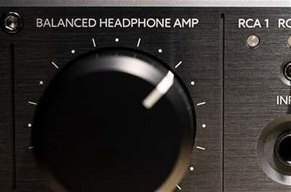Violectric DHA V226 Headphone Amplifier/DAC | HeadphoneAmplifier / DAC, 4 powerful amps, 3500 mW, analogue stereo inputs, unbalanced via RCA, Made in Germany - color: DHA V226, size: DHA V226