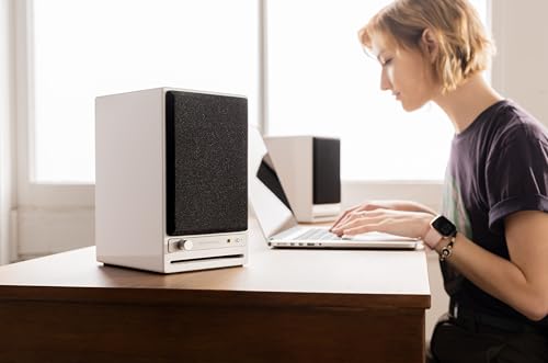 Audioengine HD4 Powered Bookshelf Speakers – Bluetooth 5.3 aptX Adaptive, | 24-Bit DAC, Desktop Speakers for Music, Gaming and Home Audio - White - color: White, style: Active