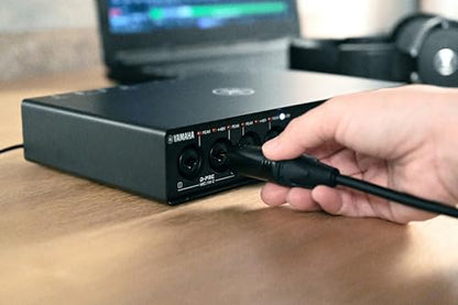 Yamaha 6-in/4-out USB-C Audio/MIDI Interface with 32-bit/192kHz Support, 4 combo and 2 Line Inputs, DSP-Powered Mixing/Effects, Steinberg Software Suite, Black URX44C - color: Black, style: URX44C