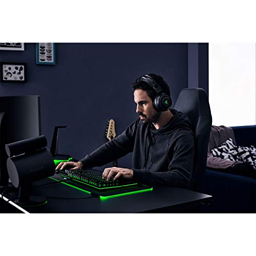 Razer Nari Wireless 7.1 Surround Sound Gaming Headset: THX Audio, Auto-Adjust Headband & Swivel Cups, Chroma RGB, Retractable Mic, For PC, PS4, PS5, Black