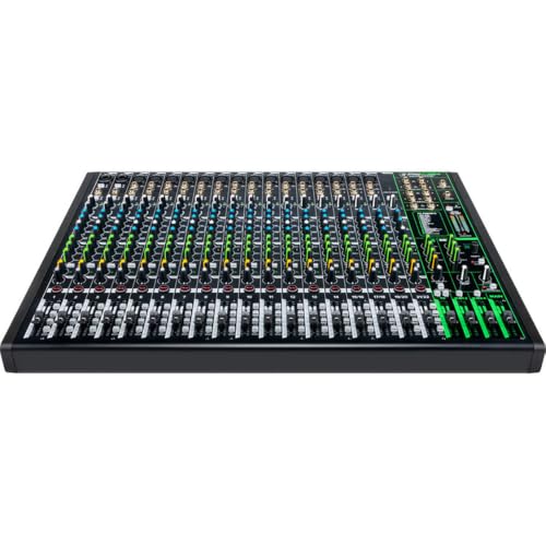 Mackie ProFX22v3 22-Channel Sound Reinforcement Mixer with Built-In FX Bundle with Mackie Carry Bag for the ProFX22v3 22-Channel Sound Reinforcement Mixer