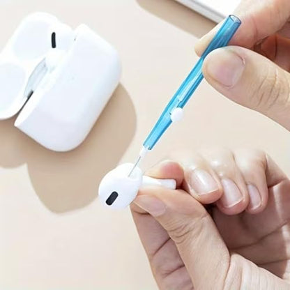 4pcs Retractable Cleaner Kit for Phone, Multi-Functional Phone and Earphone Cleaning Kit, Cell Phone Cleaning Repair & Recovery Phone and Pad Charging Port