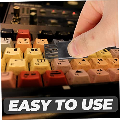 Electronics Cleaning Kit for Headphones Earbuds Keyboards Safe Gentle Cleaning Tools Set Portable and Convenient