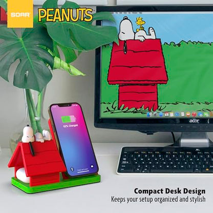 Peanuts Snoopy Wireless Charging Station- Red Dog House