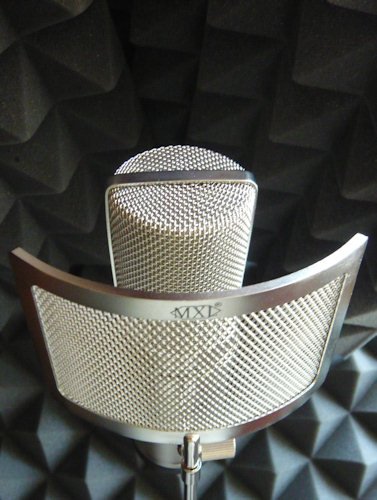 VO: 1-A-PF Metal Mesh Pop Filter