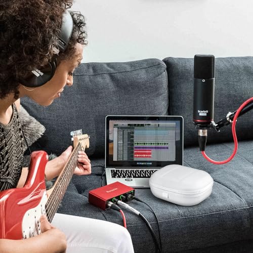 GEEKRIA Audio Mixer Case, Compatible with Focusrite Scarlett 2i2 3nd Gen Audio Interface Hard Case, Protective Hard Shell Travel Carrying Bag (White)